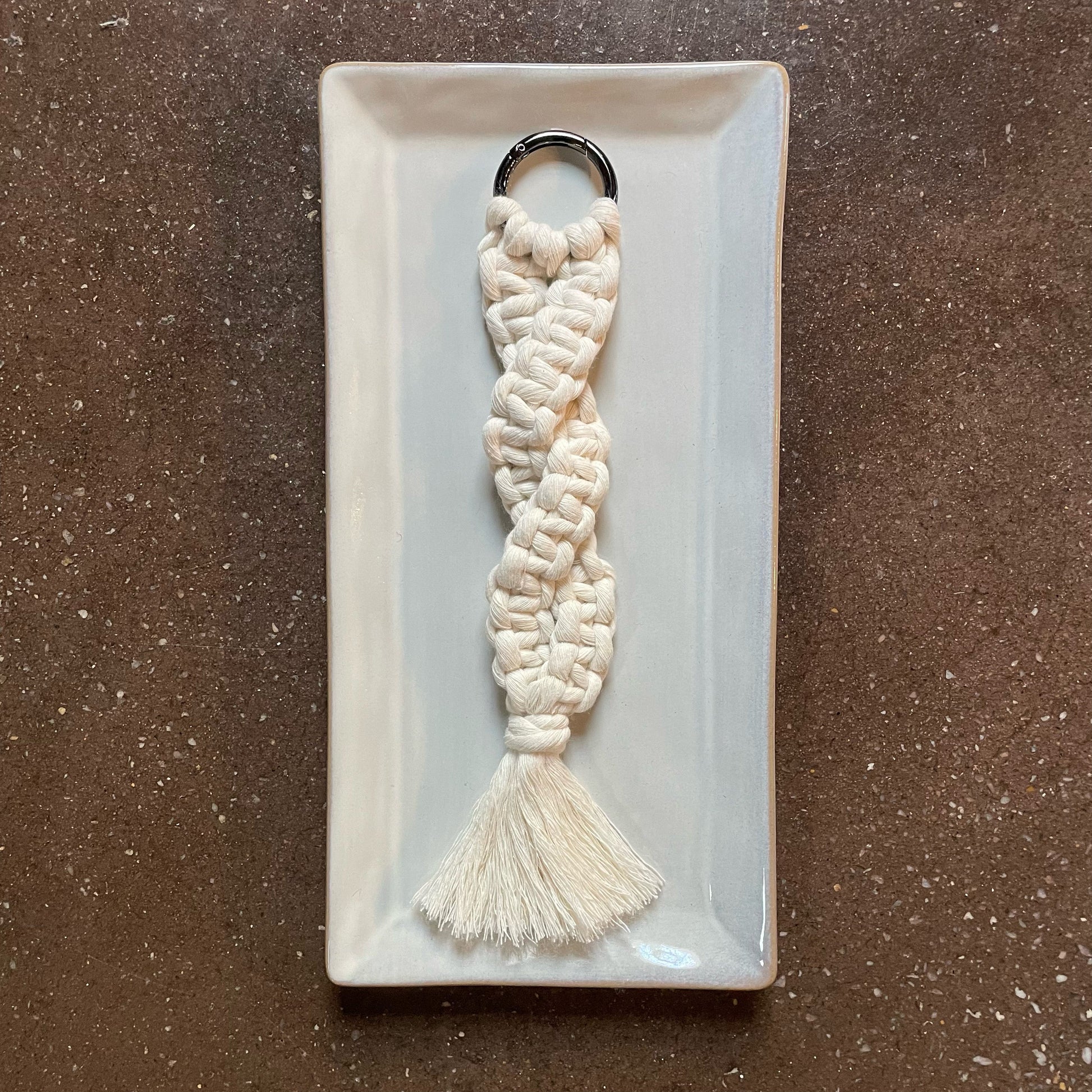 Macrame Keyring Twist In Natural