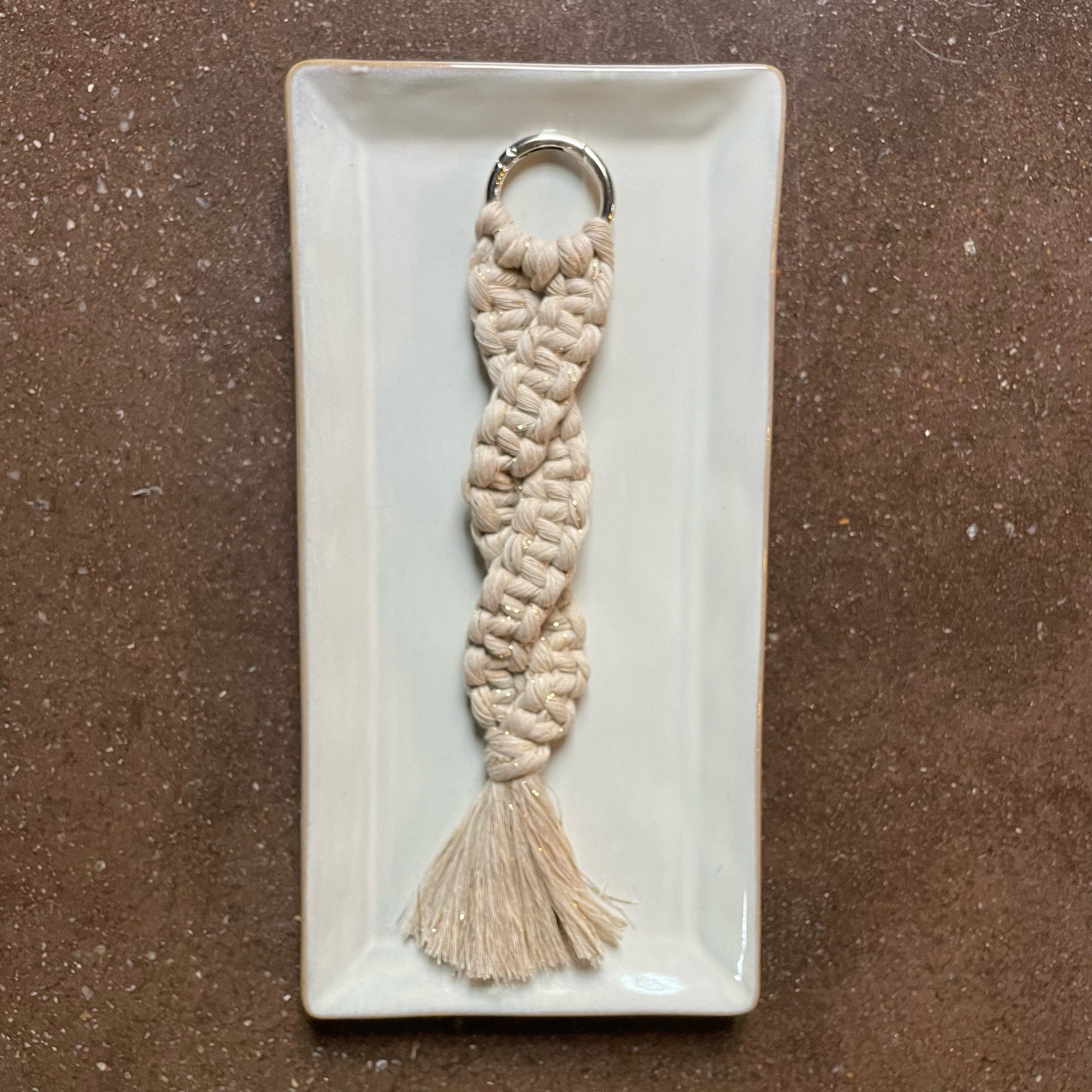 Macrame Keyring Twist In Golden Natural