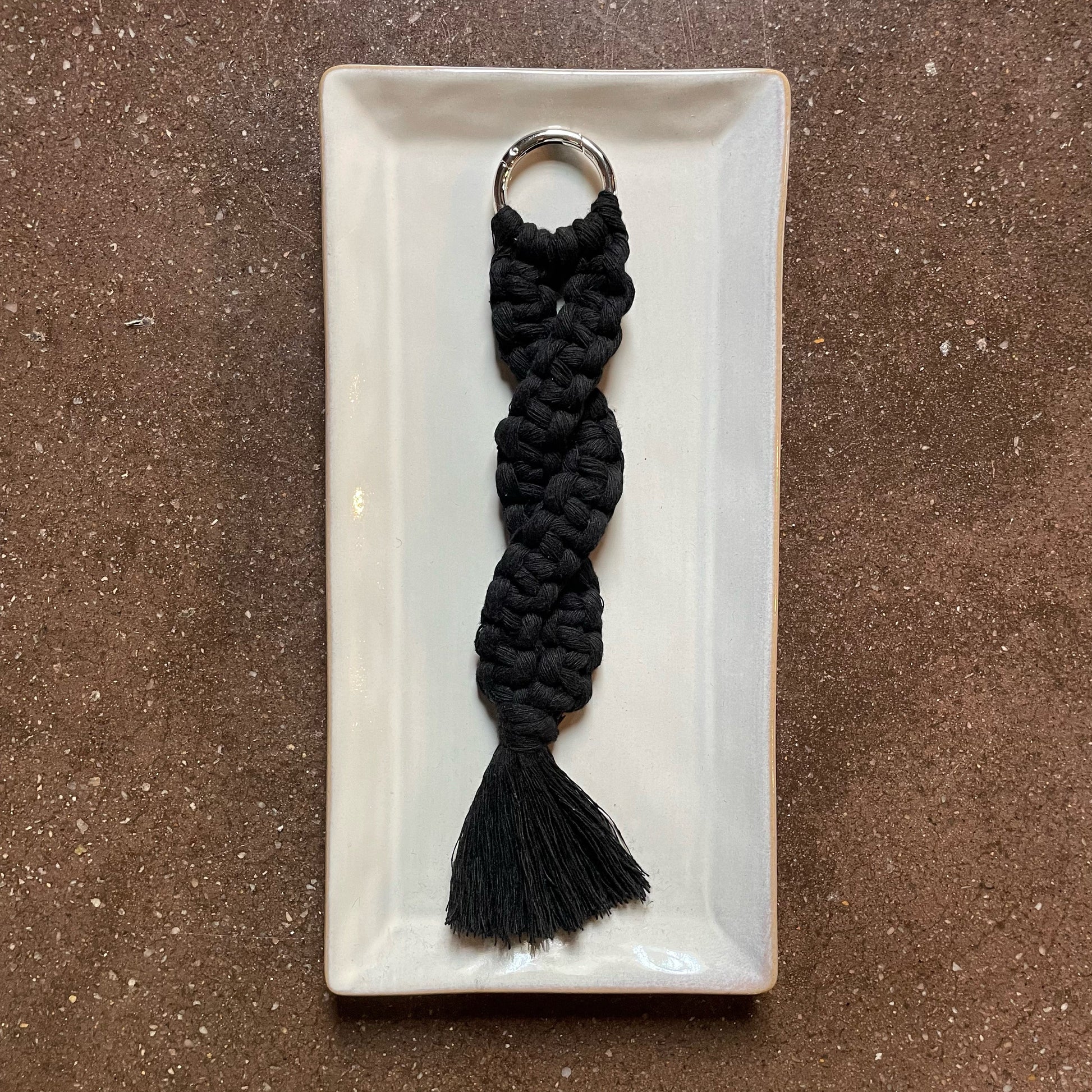 Macrame Keyring Twist In Black