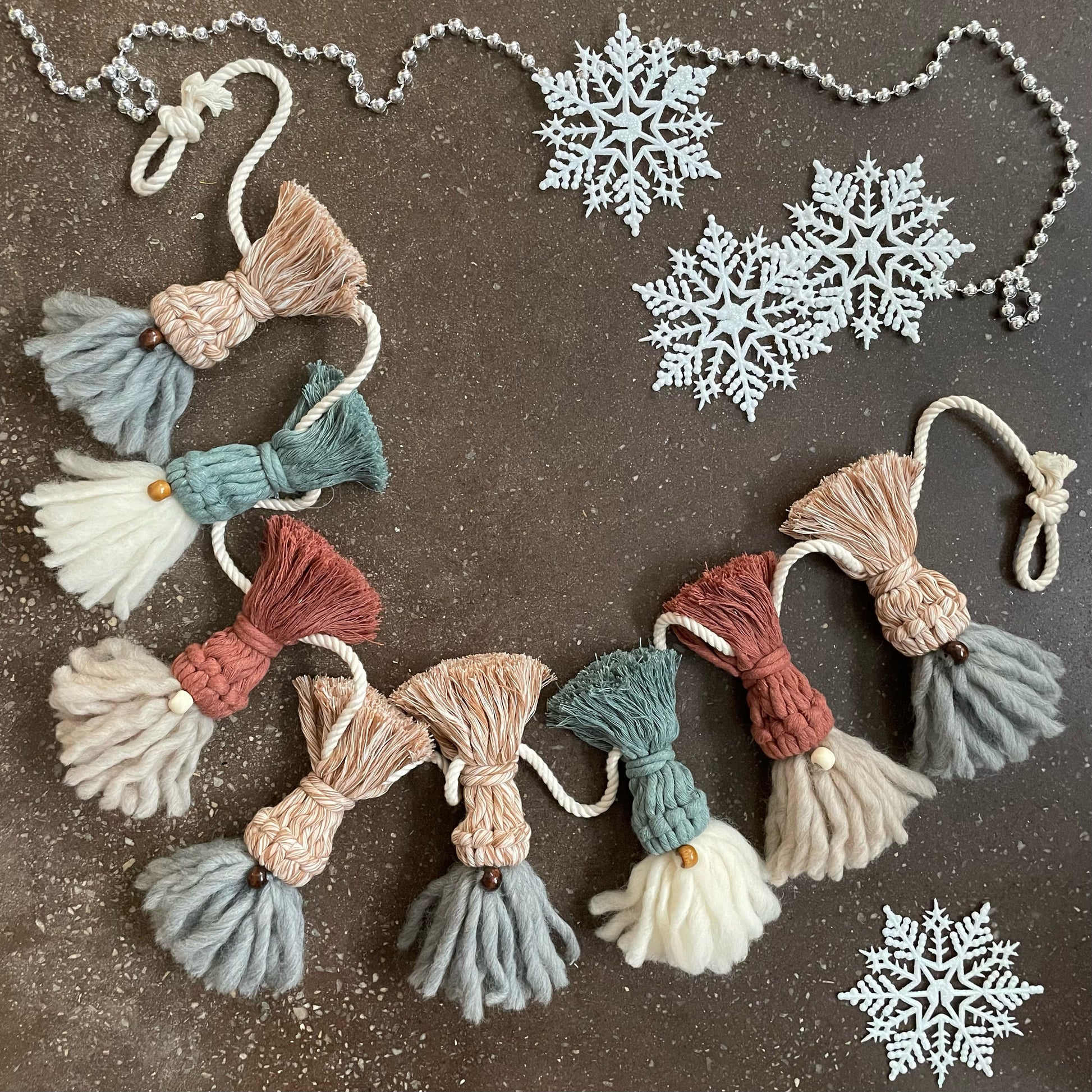 Merry Gnome Garland with snowflake decor